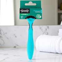 Aparat de ras WILKINSON Sword Xtreme3 Sensitive, 1 buc