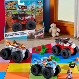 Внедорожник HOT WHEELS "Monster Trucks" (в ассортименте, свет и звук)