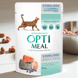Корм влажный OPTIMEAL Super Premium, для стерилизованных кошек и кастрированных котов, лосось и черника в желе, 85 г