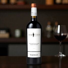 Vin rosu CHATEAU VARTELY Individo, Feteasca Neagra si Rara Neagra, Sec, 0.75L