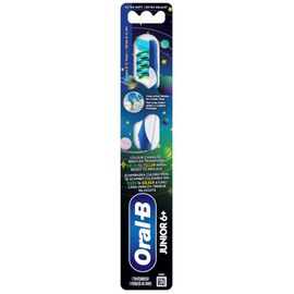 Periuta de dinti ORAL-B Junior 6+, pentru copii