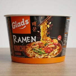 Ramen GLADS, sos kimchi, 105 g