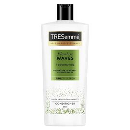 Balsam pentru par TRESEMME FLAWLESS WAVES, 685 ml