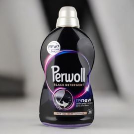 Gel de rufe PERWOLL Black, 20 spalari, 1000 ml