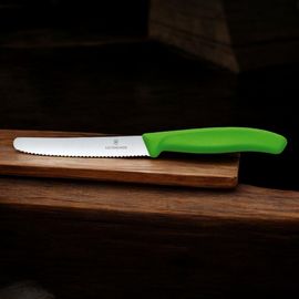 Нож VICTORINOX Tomatto Swiss Classic, wavy, green, 11 cм, 6.7836.L114