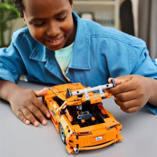 Конструктор LEGO Technic 42204 "Toyota Supra MK4", 810 элементов, изображение 4