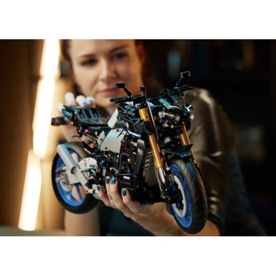 Конструктор LEGO Technic 42159 "Yamaha MT-10 SP", 1478 деталей, изображение 12