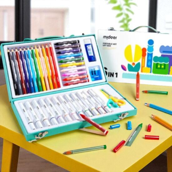 Set pentru desen si creativitate