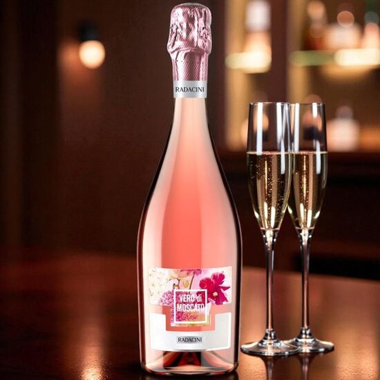 Spumant RADACINI Vero di Moscato Rose, roz, dulce, 750 ml