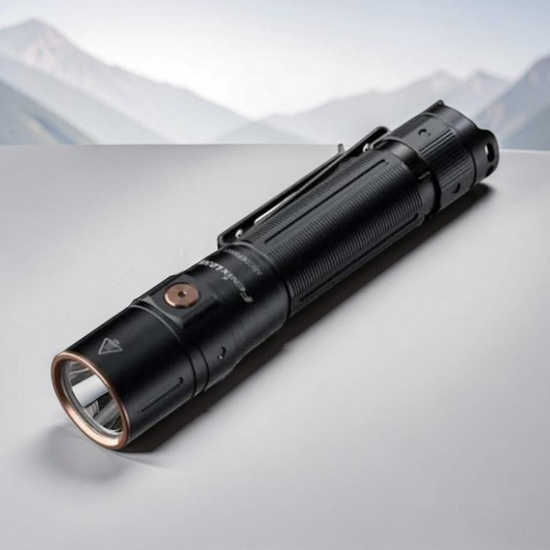Фонарь Fenix LD30R LED Flashlight