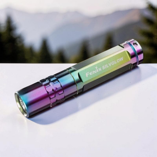 Фонарь Fenix SILVGLOW LED Flashlight, Colorblast