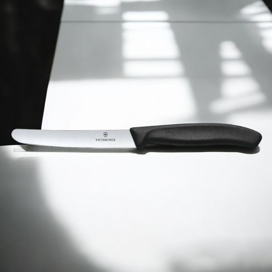 Cutit VICTORINOX Swiss Classic, table, 11cm, straight, black, 6.7803