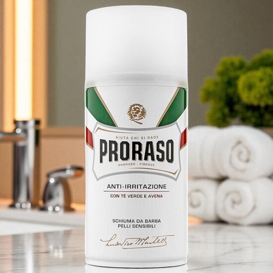 Spuma de ras PRORASO pentru piele sensibila, 300 ml