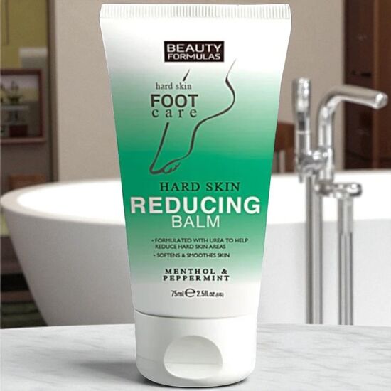 Balsam BEAUTY FORMULAS pentru picioare cu efect emolient, 75 ml